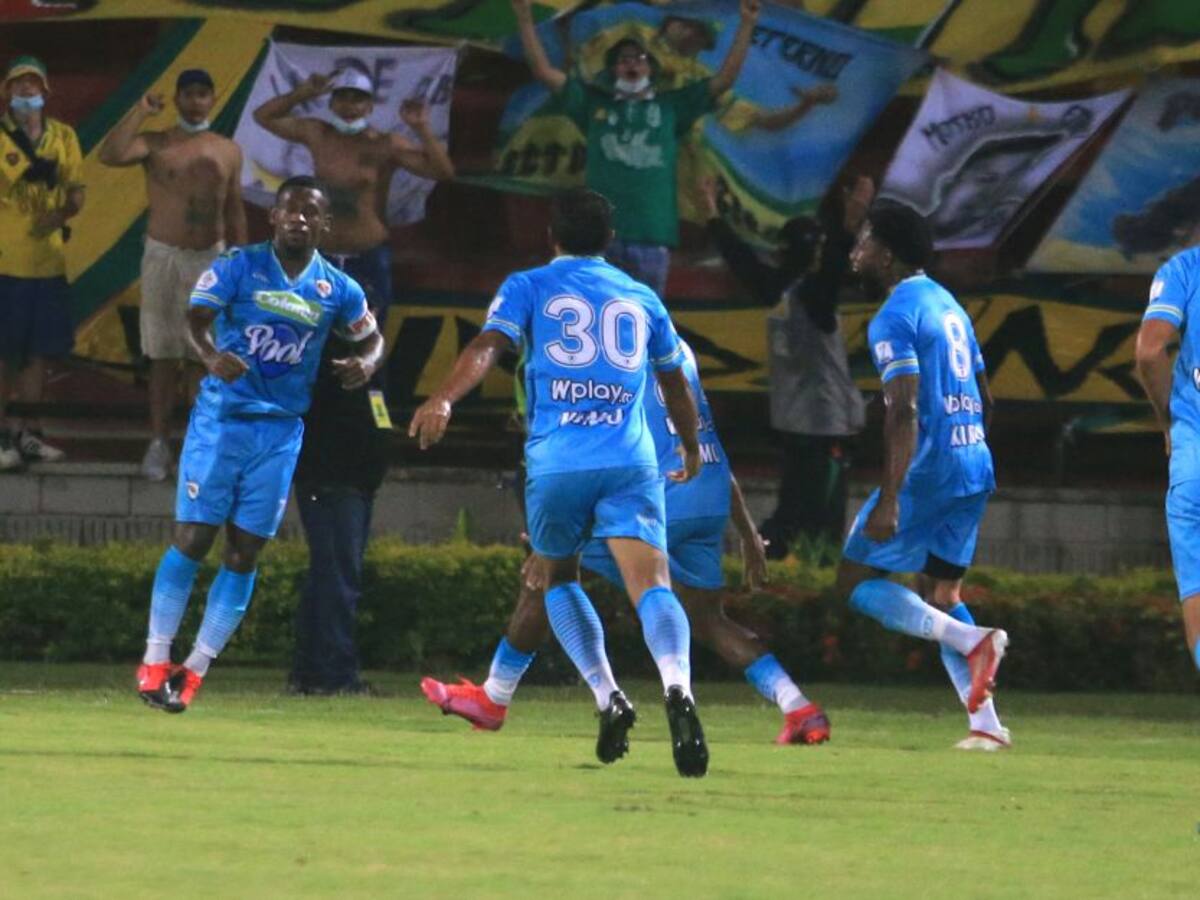 Jaguares dio la sorpresa y con 10 pudo ganar ante el Bucaramanga