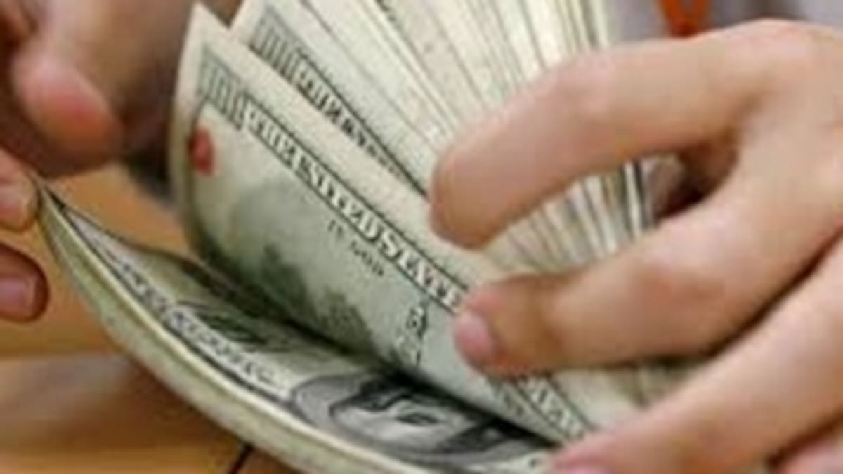 Gobierno confía en que el dólar se mantenga por encima de $1.900