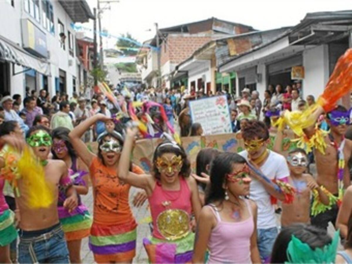 Pastor López y Jorge Celedón animan fiestas en seis municipios de Caldas