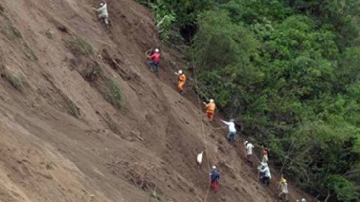 Identificada segunda víctima rescatada en el alud en la vía Medellín - Urabá
