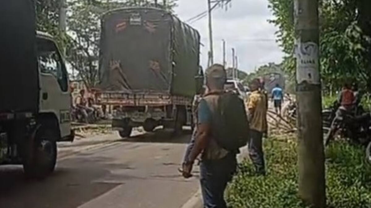 Comunidades de Puerto Wilches bloquean la vía que los comunica con Barrancabermeja