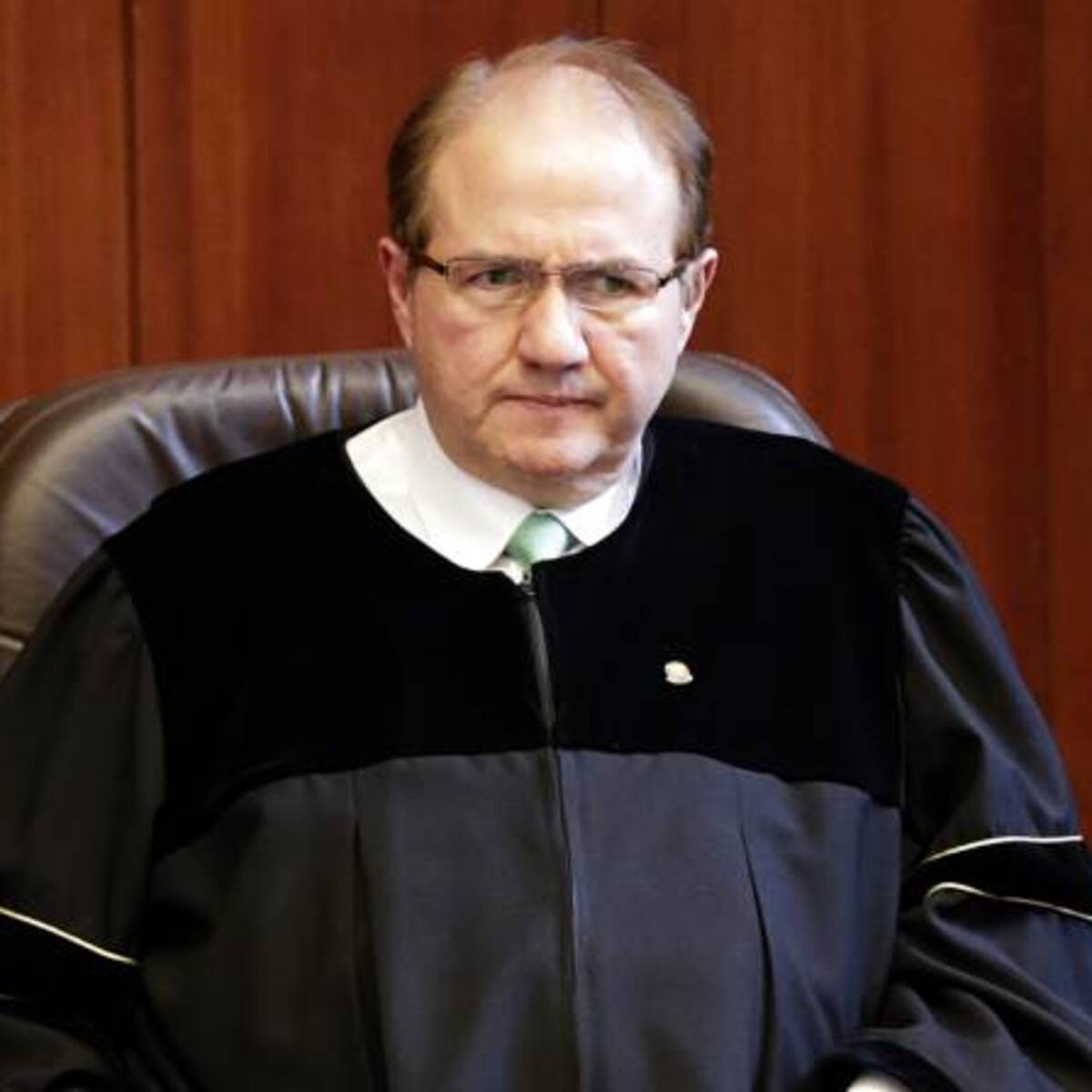 Procuraduría solicita que exmagistrado Leónidas Bustos sea extraditado: está prófugo en Canadá