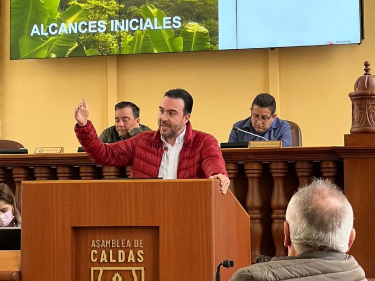 Gerente de Autopistas del Café presenta informe a la Asamblea de Caldas