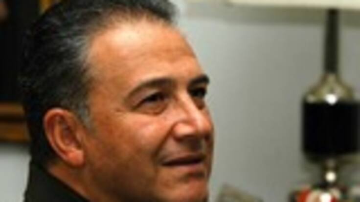 "Buscamos la posibilidad de colocar un policía en cada cuadra": General Oscar Naranjo