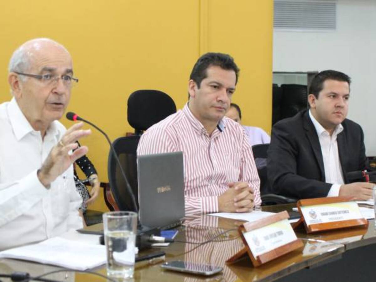 "Alguien está envenenando al alcalde": Carlos Alberto Gómez