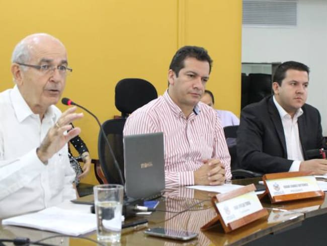 Carlos Alberto Gómez reacciona frente a la renuncia de la gerente del Acueducto de Bucaramanga