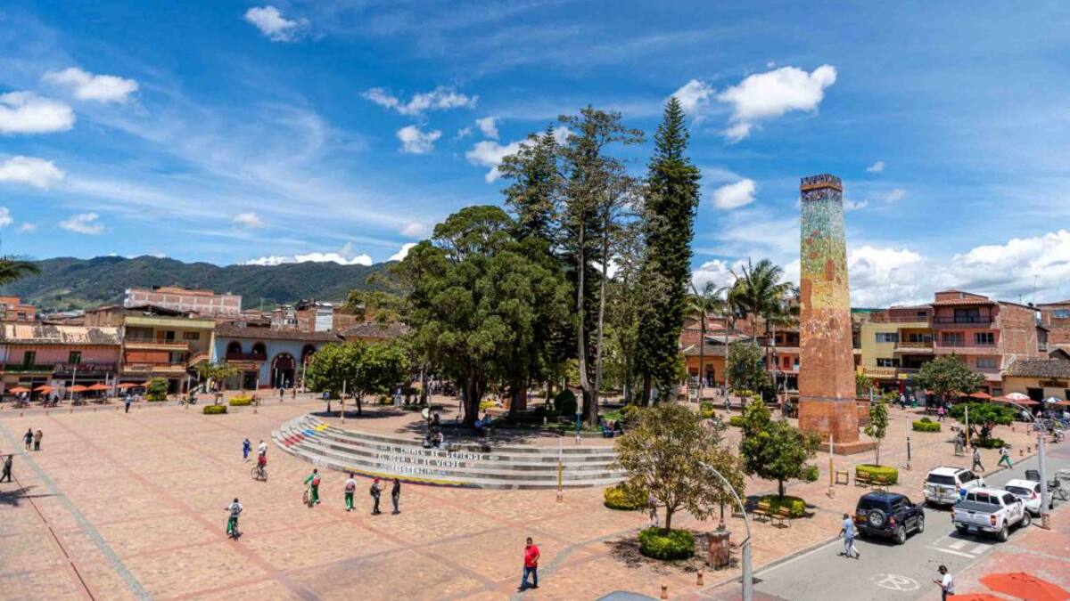 Flota El Carmen se suma al sistema de pago con tarjeta Cívica en su ruta entre Medellín y El Carmen