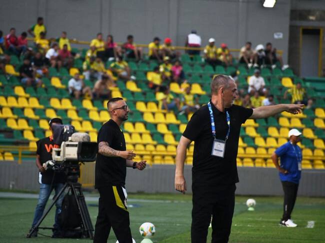 Néstor Craviotto dejó de ser el técnico de Real Cartagena