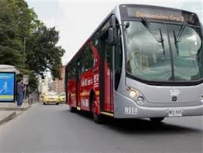 Conozca la nueva ruta C84-M84 que siguen desde hoy los buses híbridos