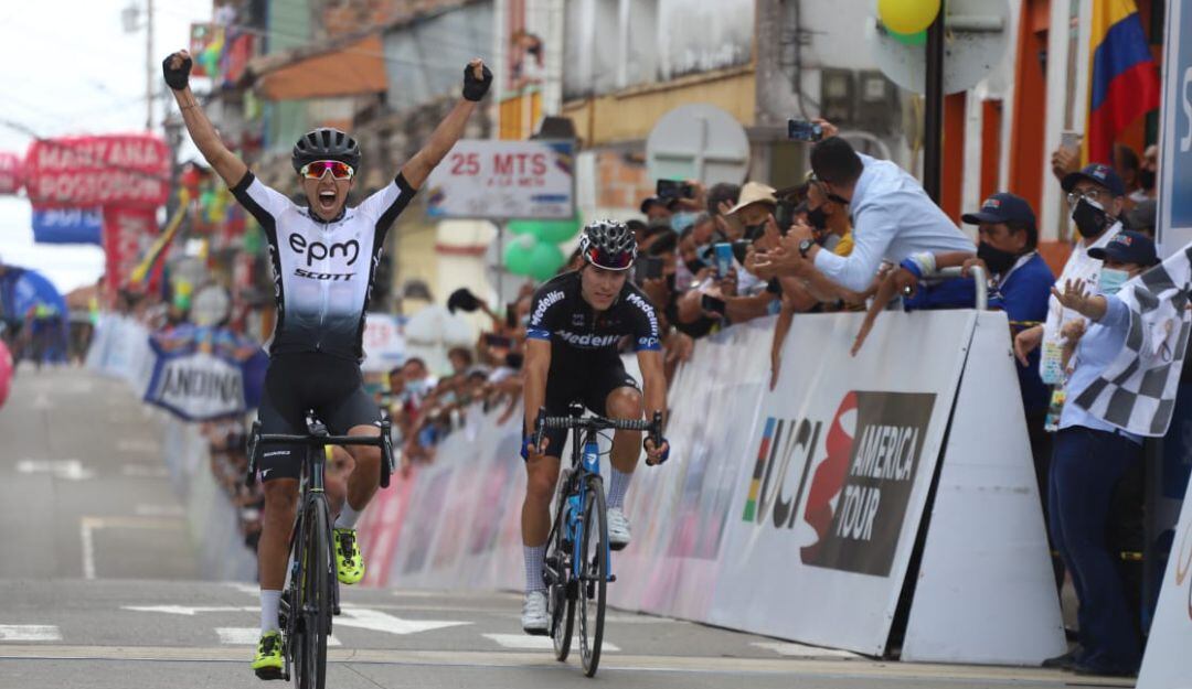 Aldemar Reyes, ganador de la etapa 5 de la Vuelta a Colombia