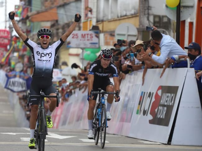 Aldemar Reyes, ganador de la etapa 5 de la Vuelta a Colombia