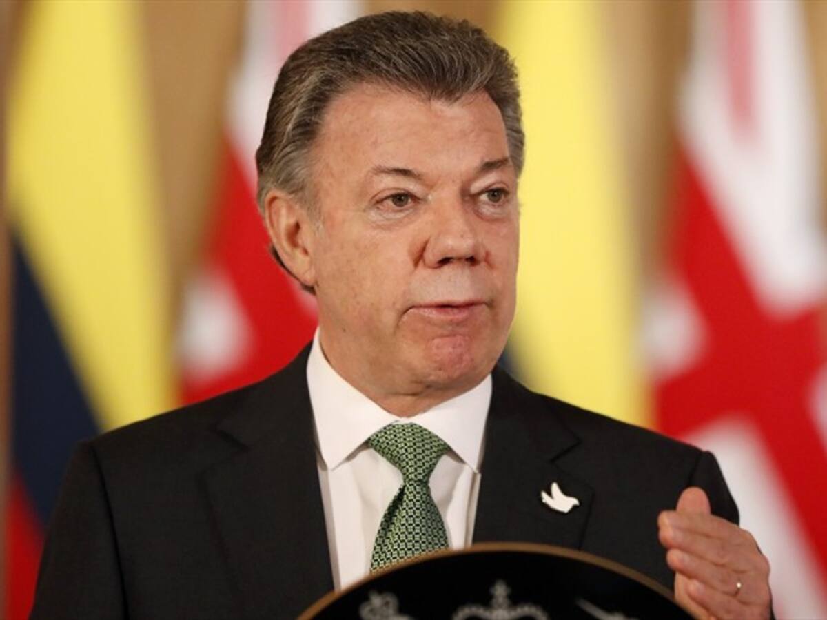 Santos sancionará la Ley que reglamenta el servicio militar