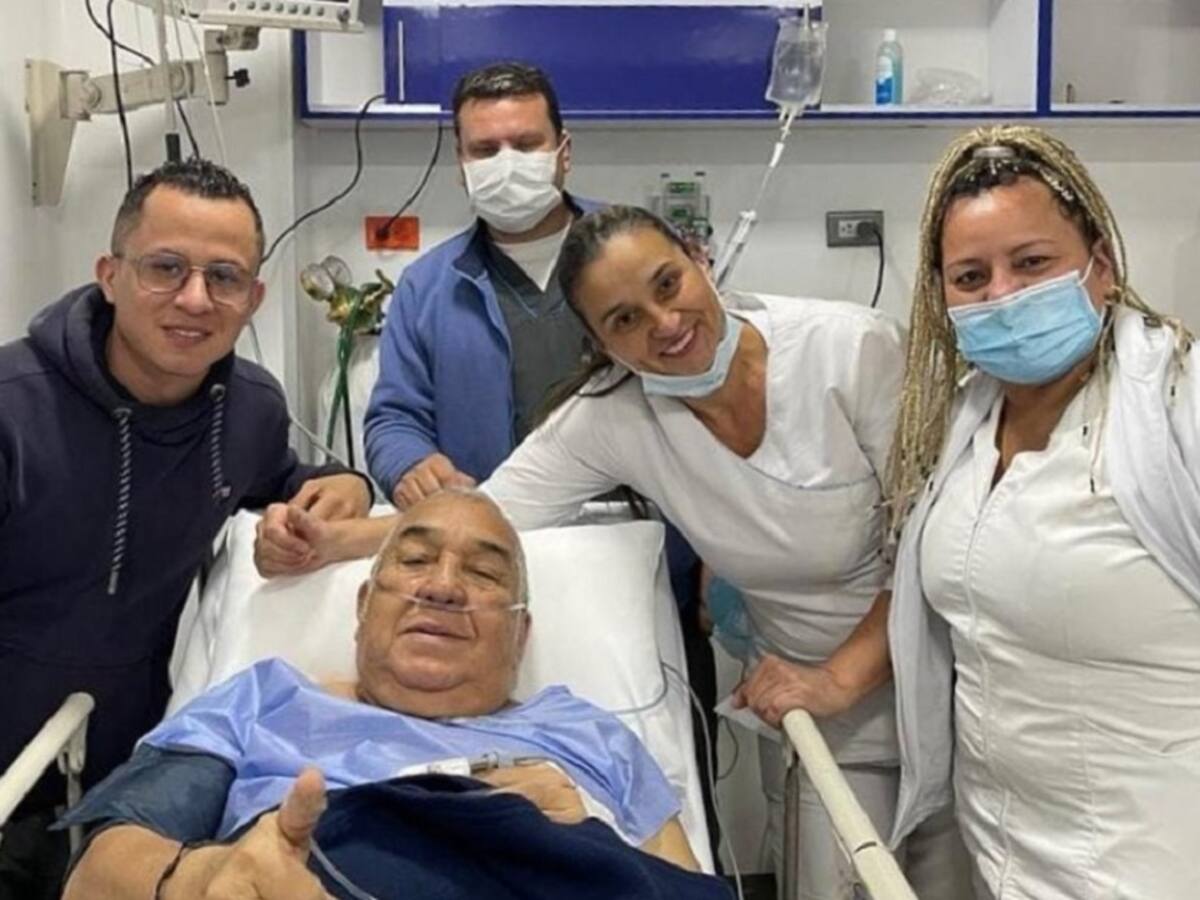 Alci Acosta permanece hospitalizado en Bogotá