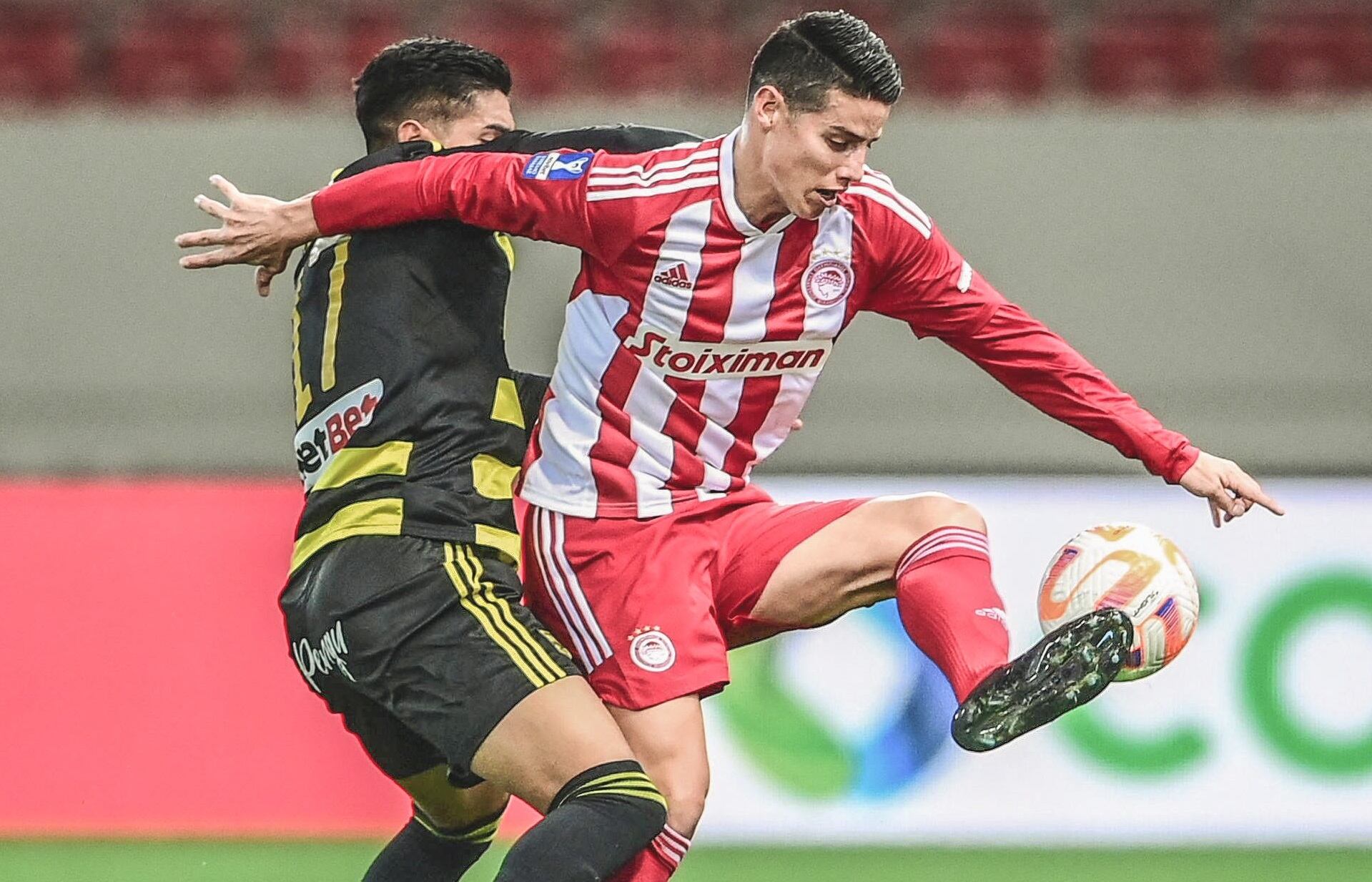 James Rodríguez, volante del Olympiacos / @olympiacosfc