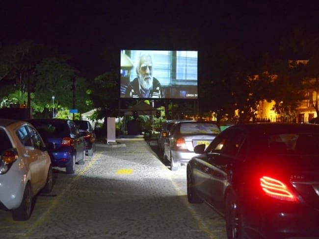 Cartagena ya tiene su autocine en el parqueadero del Centro de Convenciones