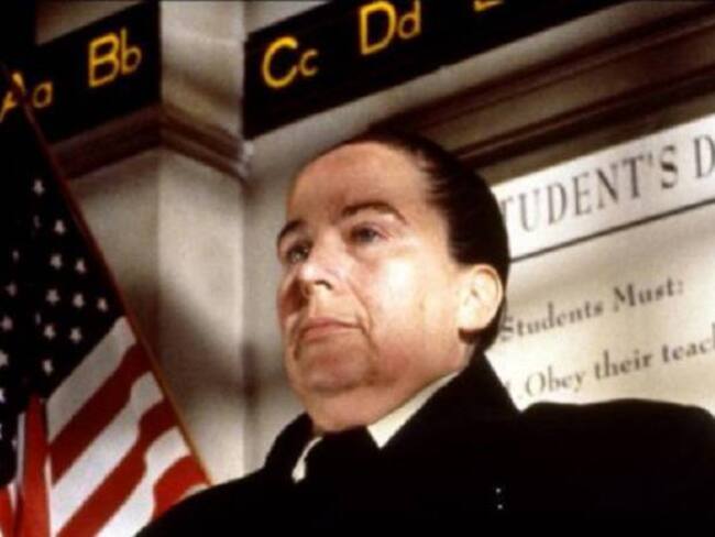 Pam Ferris, 'directora Tronchatoro' en 'Matilda'.