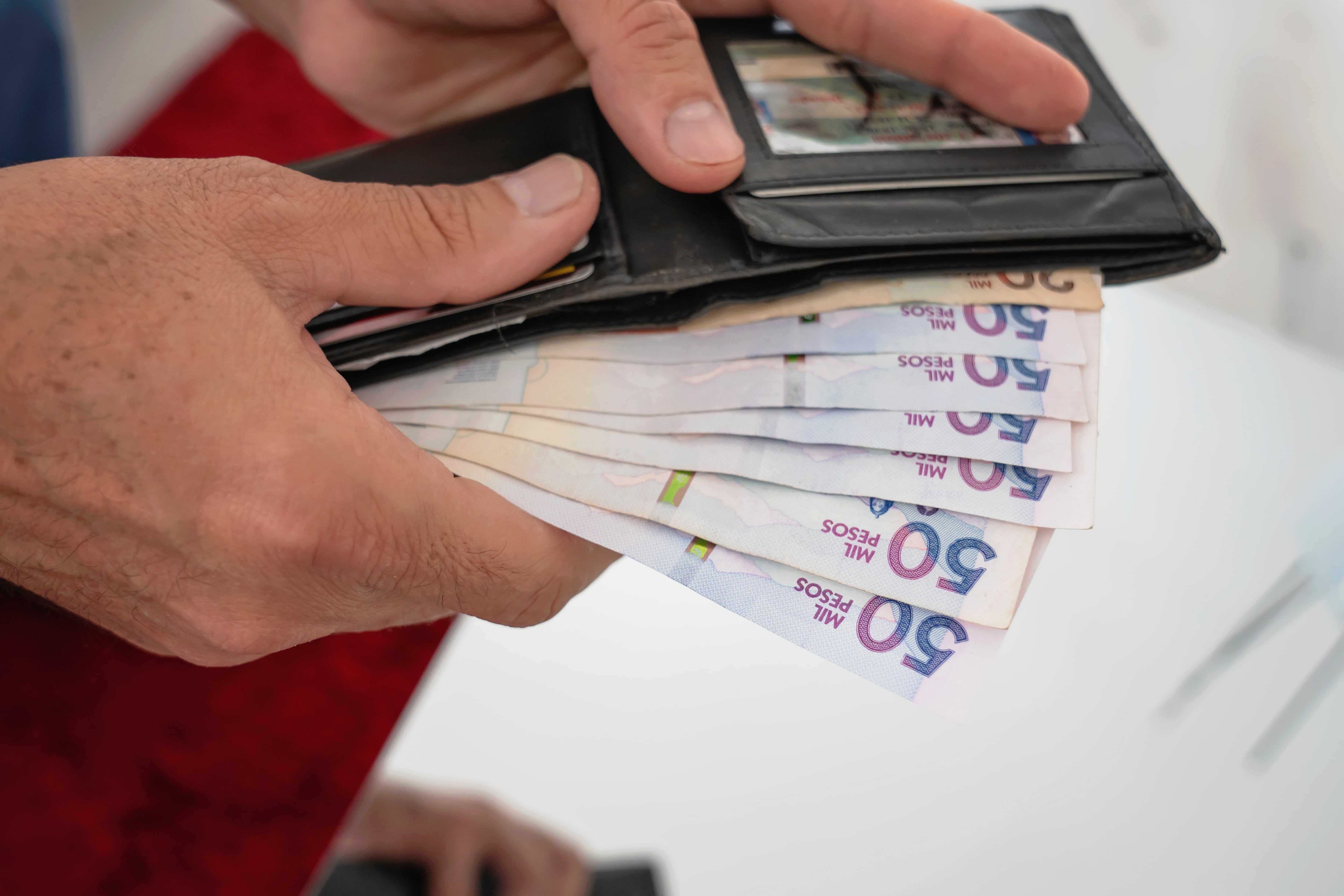 Imagen de referencia a dinero en efectivo/ Getty Images