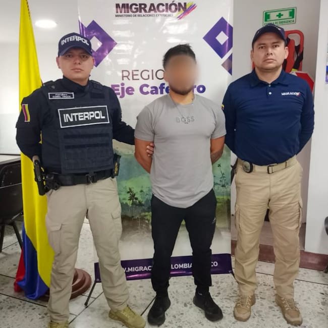 Peruano capturado en Migración en Armenia Foto: Cortesía Migración