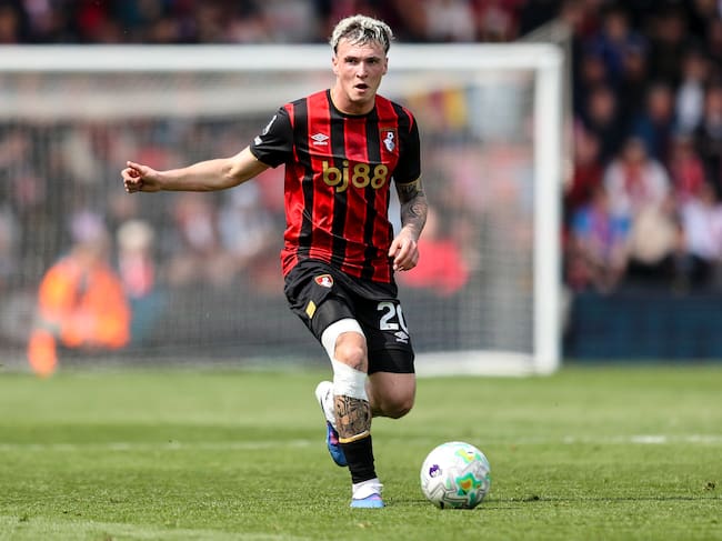 AFC Bournemouth aparta a Álex Jiménez por chats con una menor. Foto: Getty Images