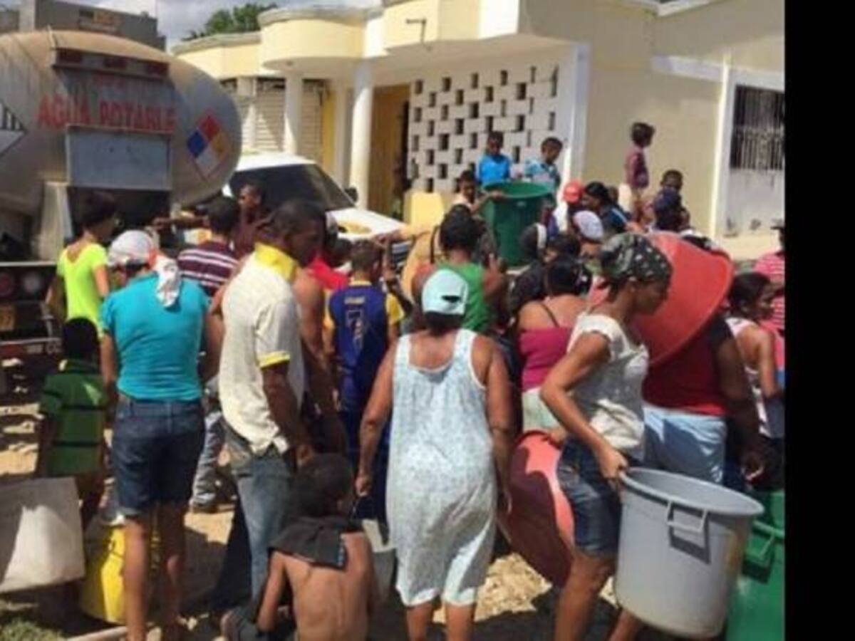 Siete millones de litros de agua se llevan a poblaciones con sed en Atlántico