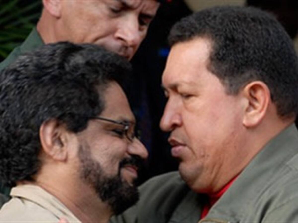 Las Farc expresarón su "solidaridad y aliento" al presidente venezolano, Hugo Chávez