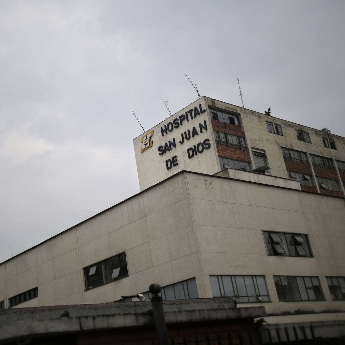 Concejales celebran restauración del Hospital San Juan de Dios en Bogotá