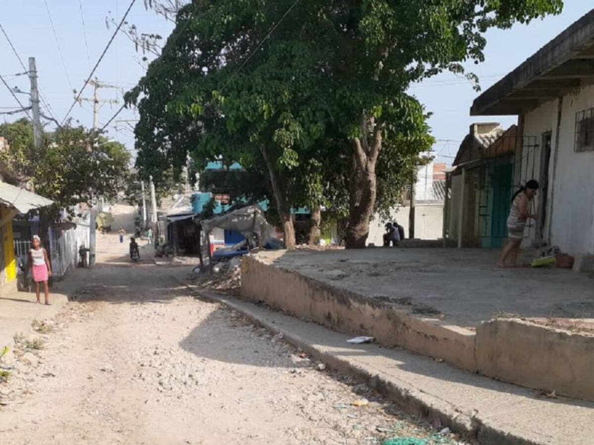 "La Mandelatón": campaña para recoger ayudas en un barrio de Cartagena