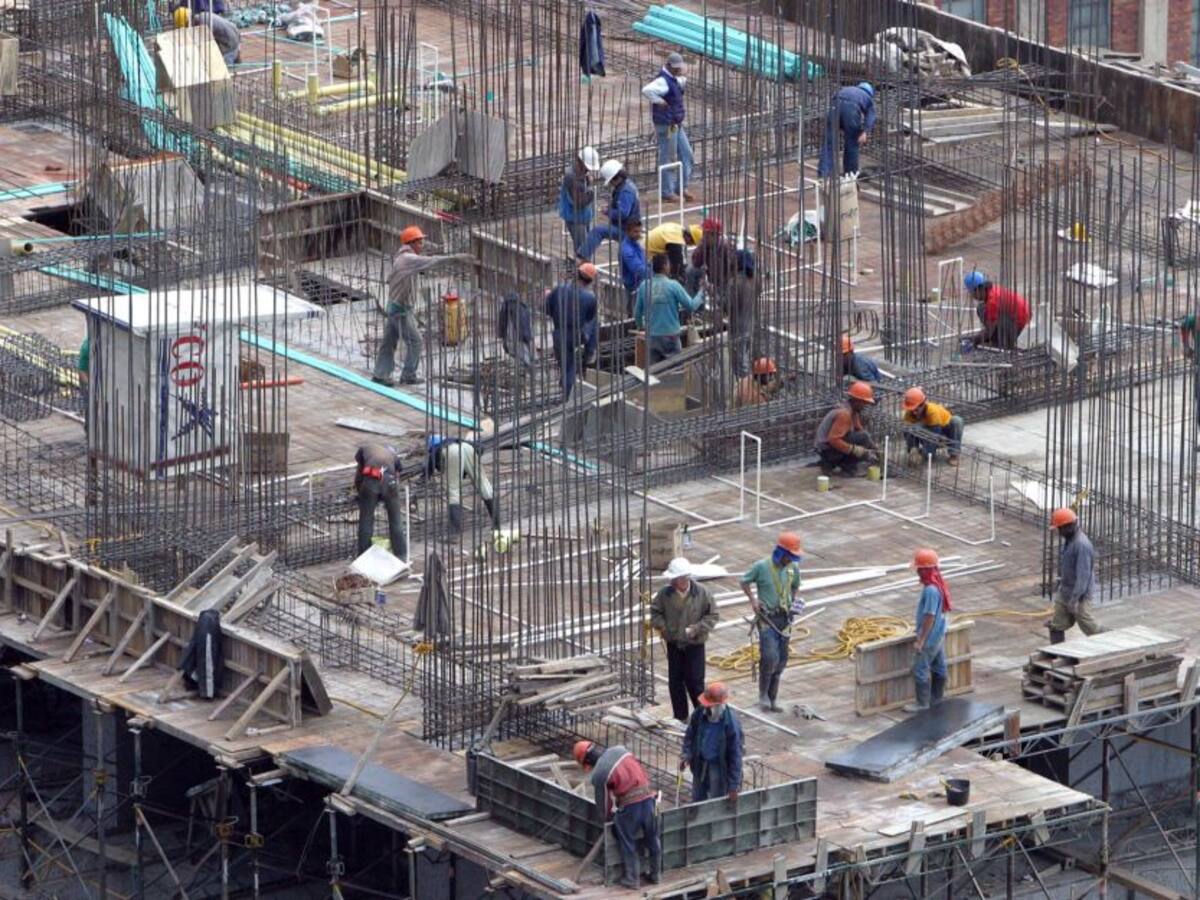 De 209 empresas en Cali el 45% han despedido empleados en el paro
