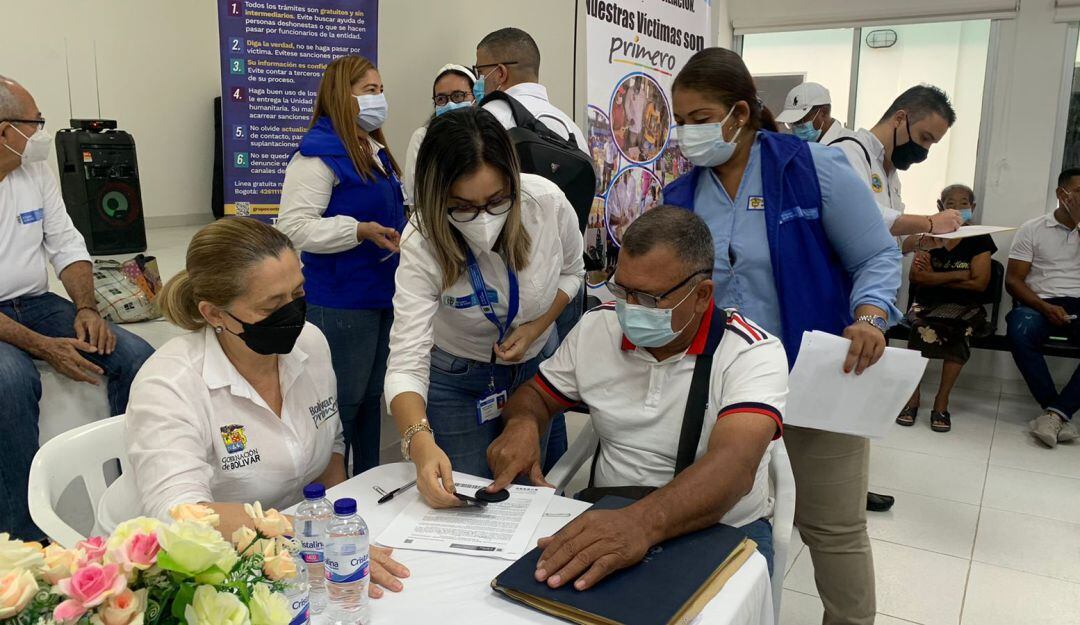 Las indemnizaciones fueron entregadas a víctimas reconocidas en la sentencia de Justicia y Paz contra el postulado condenado Salvatore Mancuso y otros