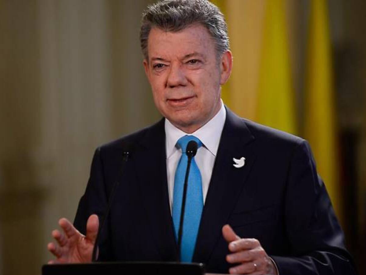 La paz solo puede ser firmada por el presidente de la República
