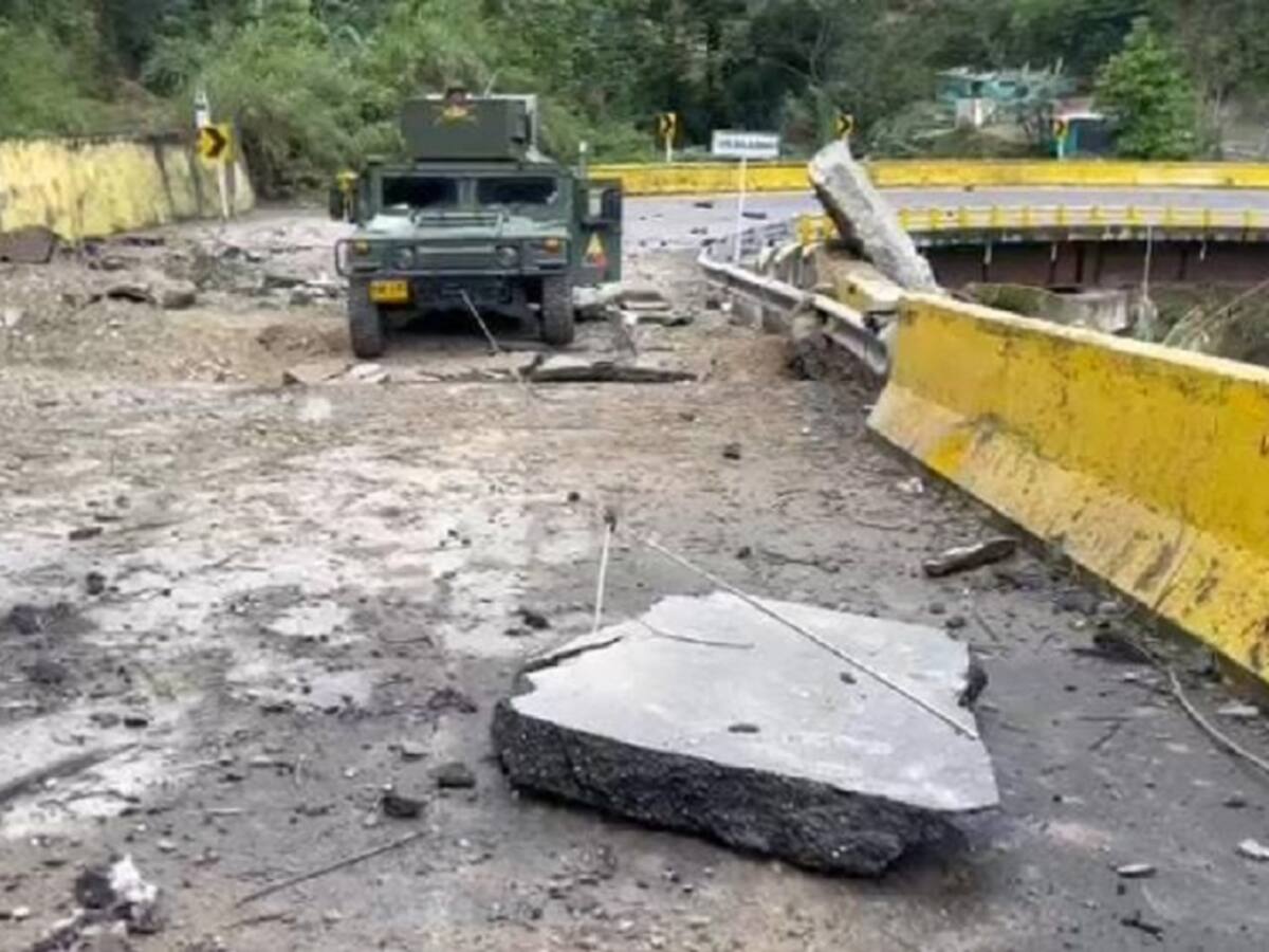 Ejército trabaja en recuperar puente en la vía Ocaña