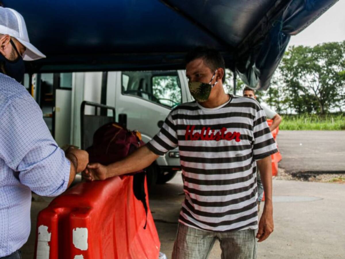 VIDEO: Positivo que llegó a Barrancabermeja está en UCI