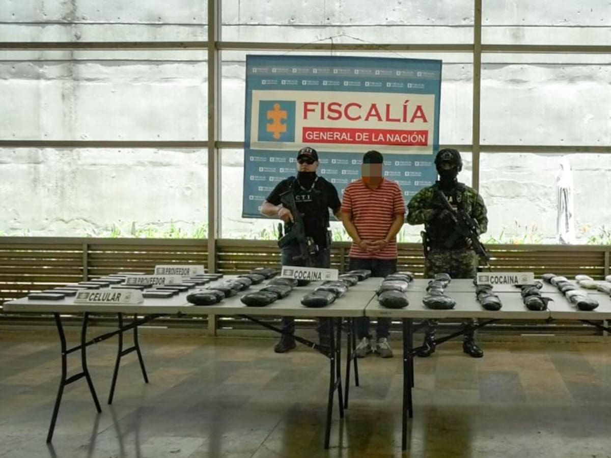 Capturado un hombre que transportaba armas y estupefacientes a las disidencias del frente 18