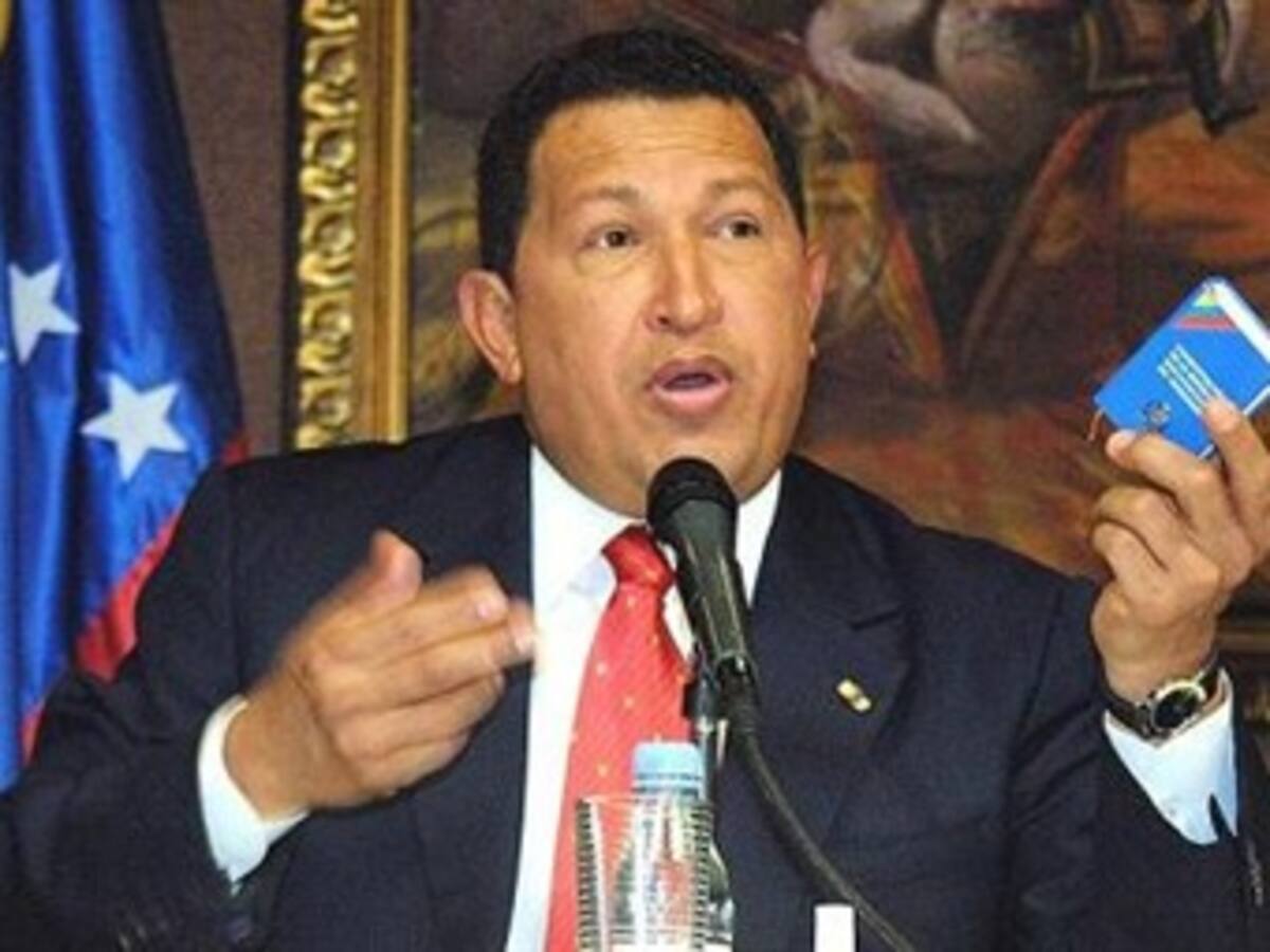 EE.UU. asegura que vigila compra de armas de Venezuela