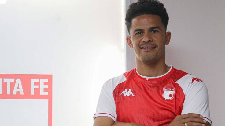 Yulián Anchico, jugador de Santa Fe, en El Alargue