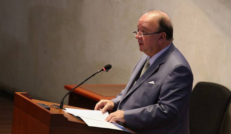 Luis Carlos Villegas