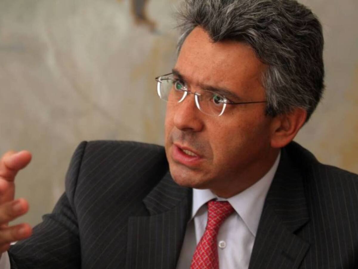 Enrique Gómez habla sobre propuesta para unirse a la Coalición Equipo por Colombia