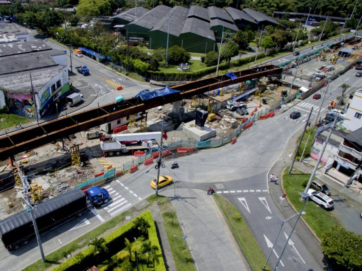 Instalación del puente Industriales en Dosquebradas avanza a buen ritmo
