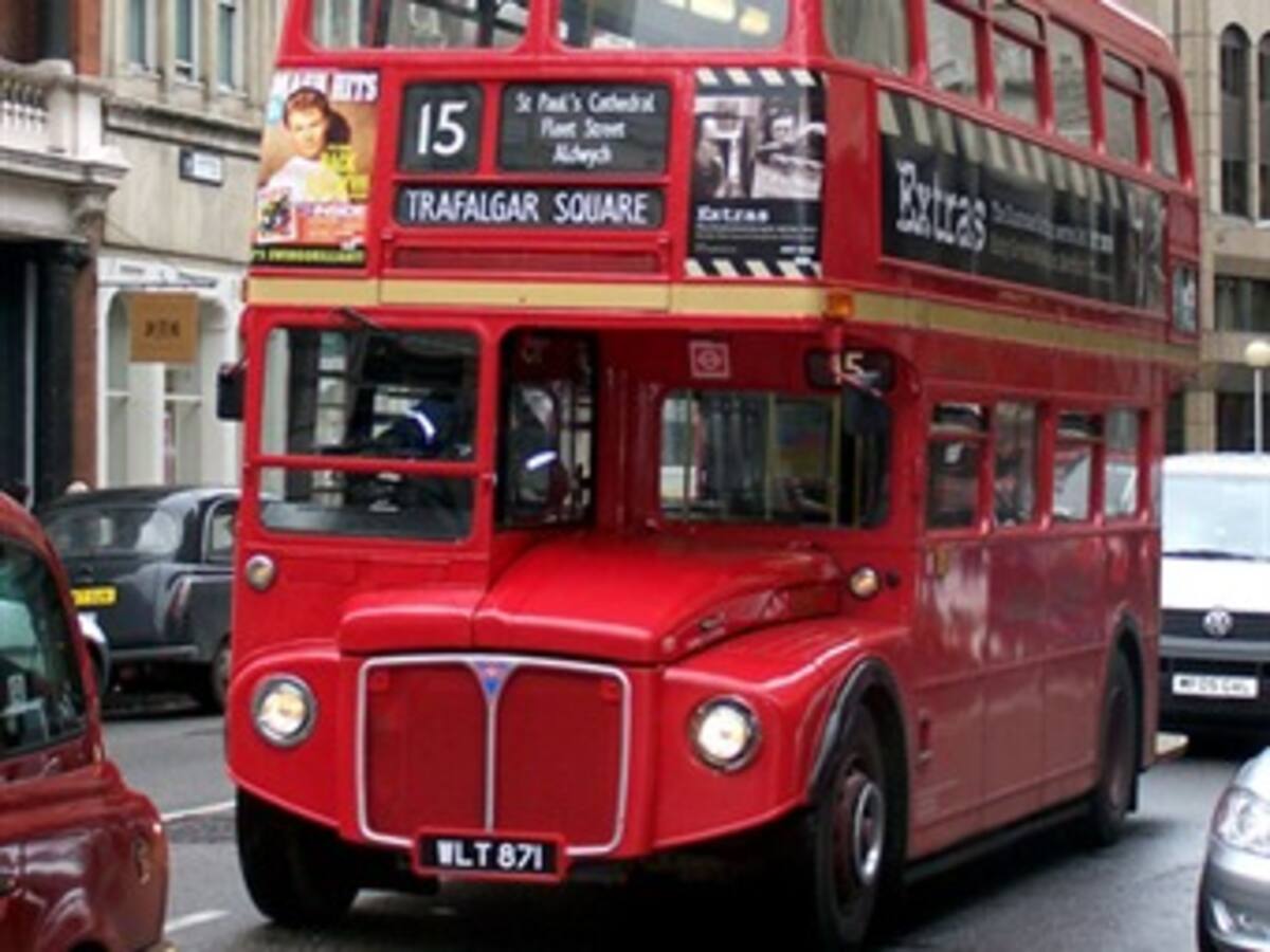 Bus londinense de dos pisos recorrió Medellín