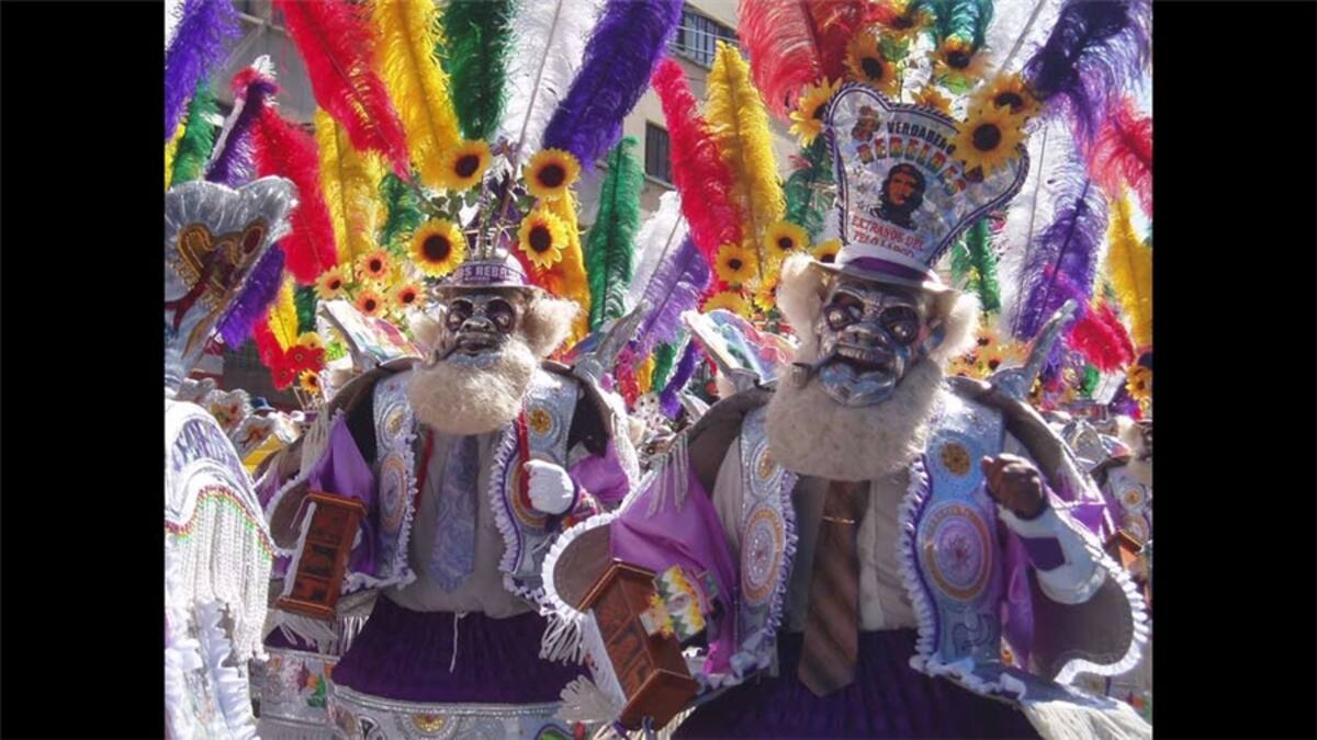 Otra foto de Alfredo Moronta Escuder quien nos dice que Juampa es un pintoresco personaje del Carnaval de Cotuí, República Dominicana.