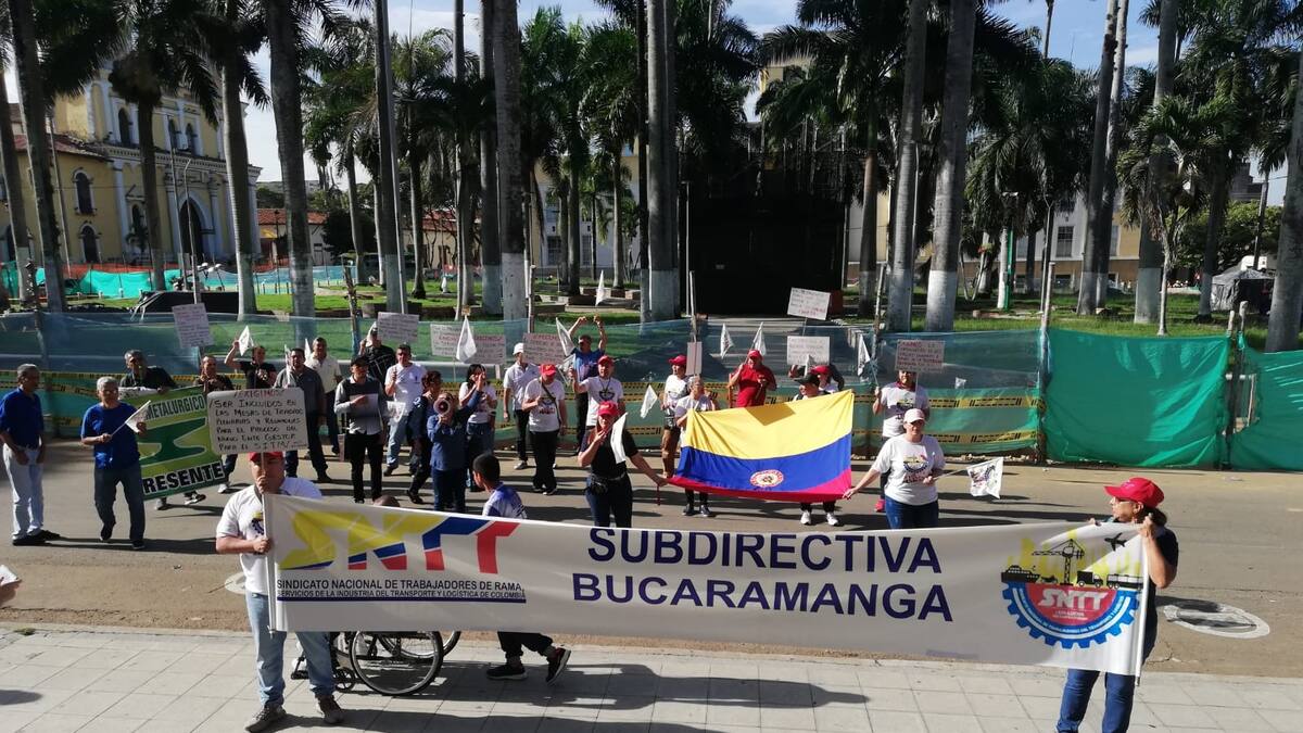 Trabajadores de Metrolínea marcharán este viernes ¿cuál es la razón?