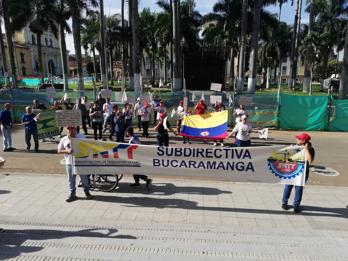 Trabajadores de Metrolínea marcharán este viernes ¿cuál es la razón?