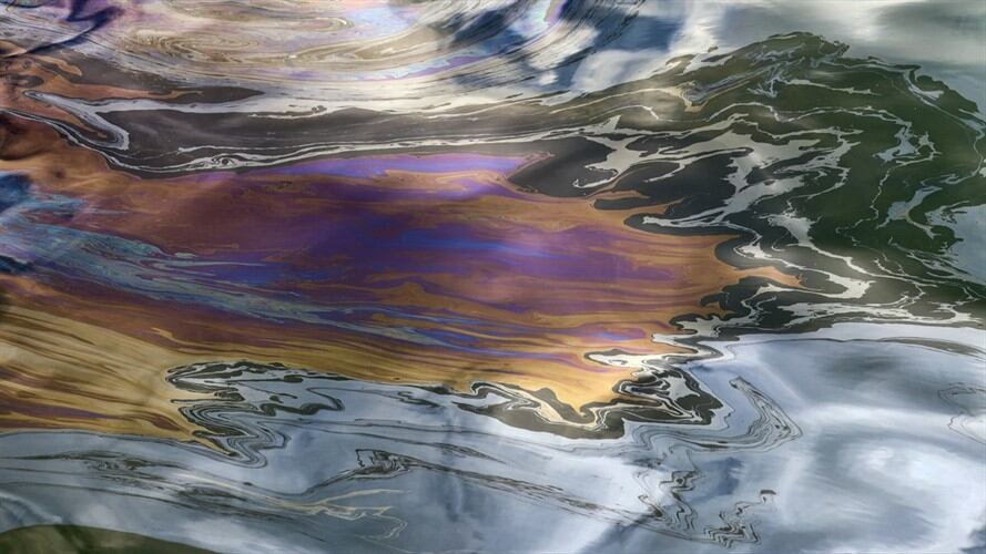 Anla supervisa afectación por fuga de diésel en Ciénaga, Magdalena. Foto: Getty Images