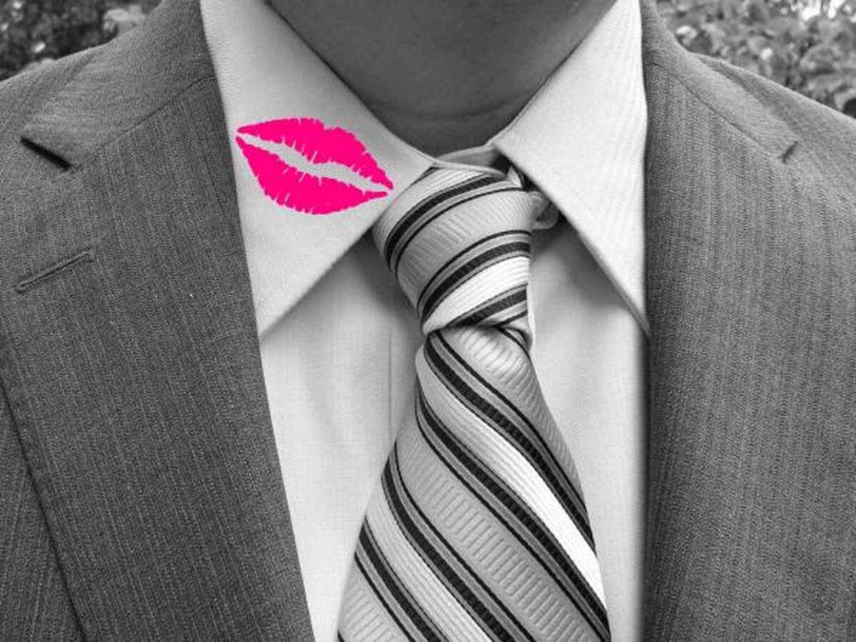 Una relación extra matrimonial en el trabajo puede ser causal de despido