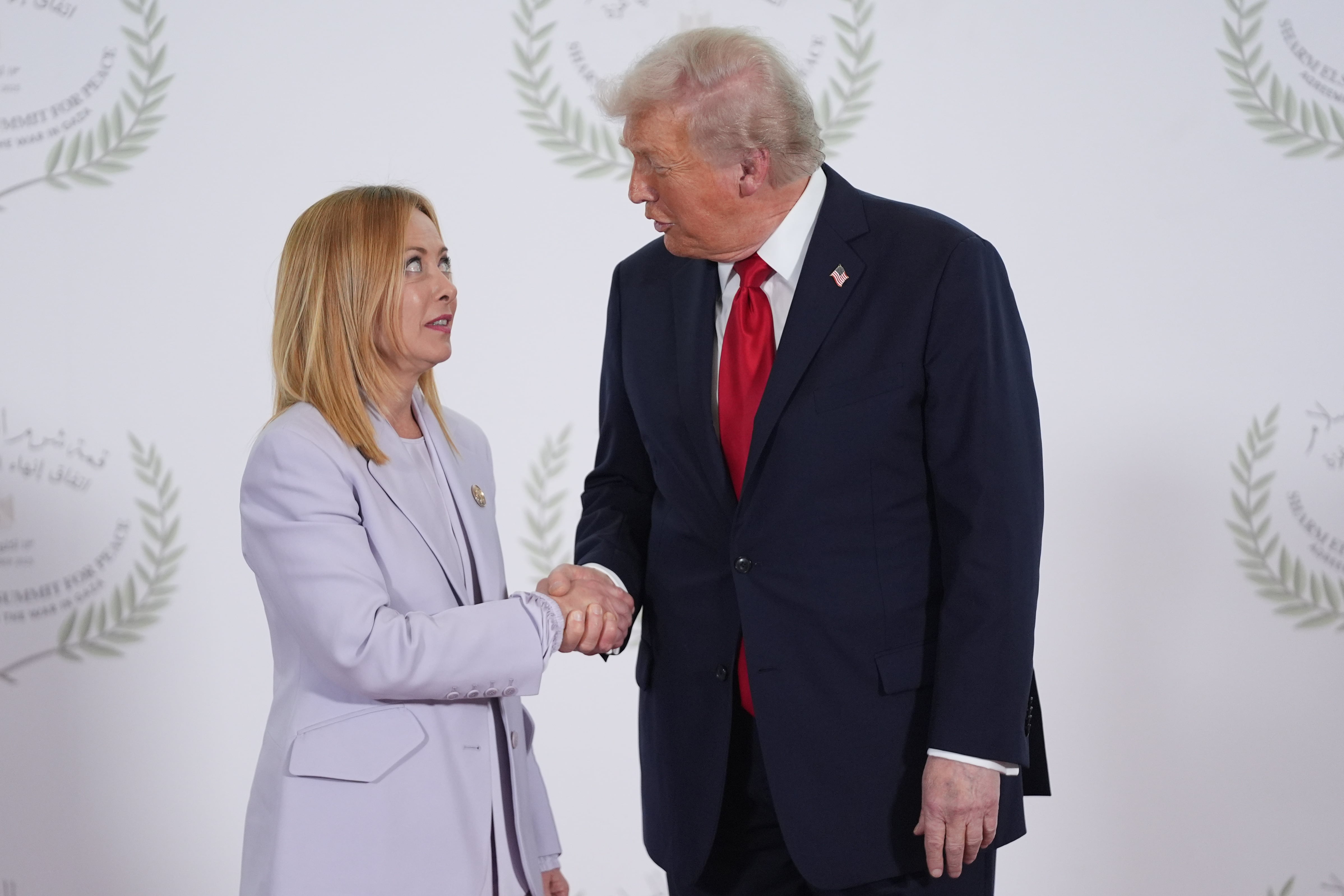 Giorgia Meloni, primera ministra italiana y Donald Trump, presidente de los Estados Unidos (Crédito: Evan Vucci - Pool/Getty Images)