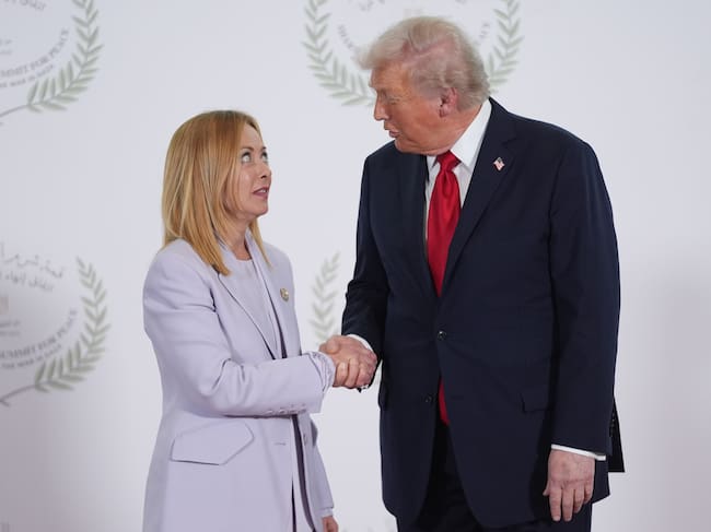 Giorgia Meloni, primera ministra italiana y Donald Trump, presidente de los Estados Unidos (Crédito: Evan Vucci - Pool/Getty Images)