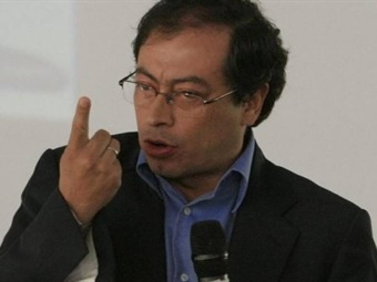 No pienso en candidaturas presidenciales: Petro