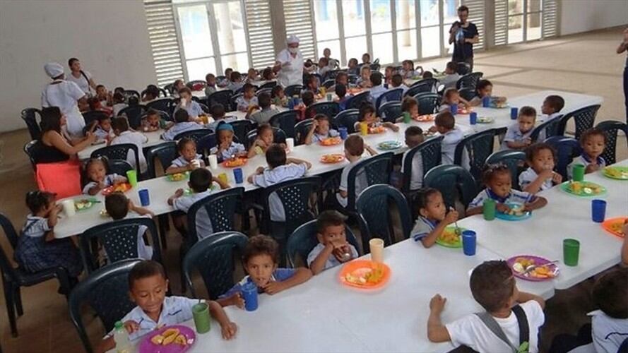 PAE seguirá suspendido en Santander. Foto: Colprensa