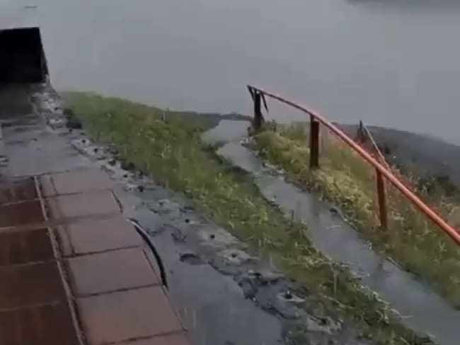 Video esperanzador: llovió en el embalse Chuza y también hubo precipitaciones en Bogotá