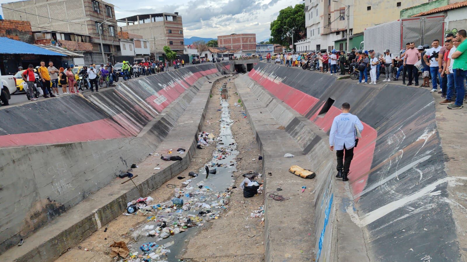 Habitantes de calle fueron asesinados en el Canal Bogotá de Cúcuta.